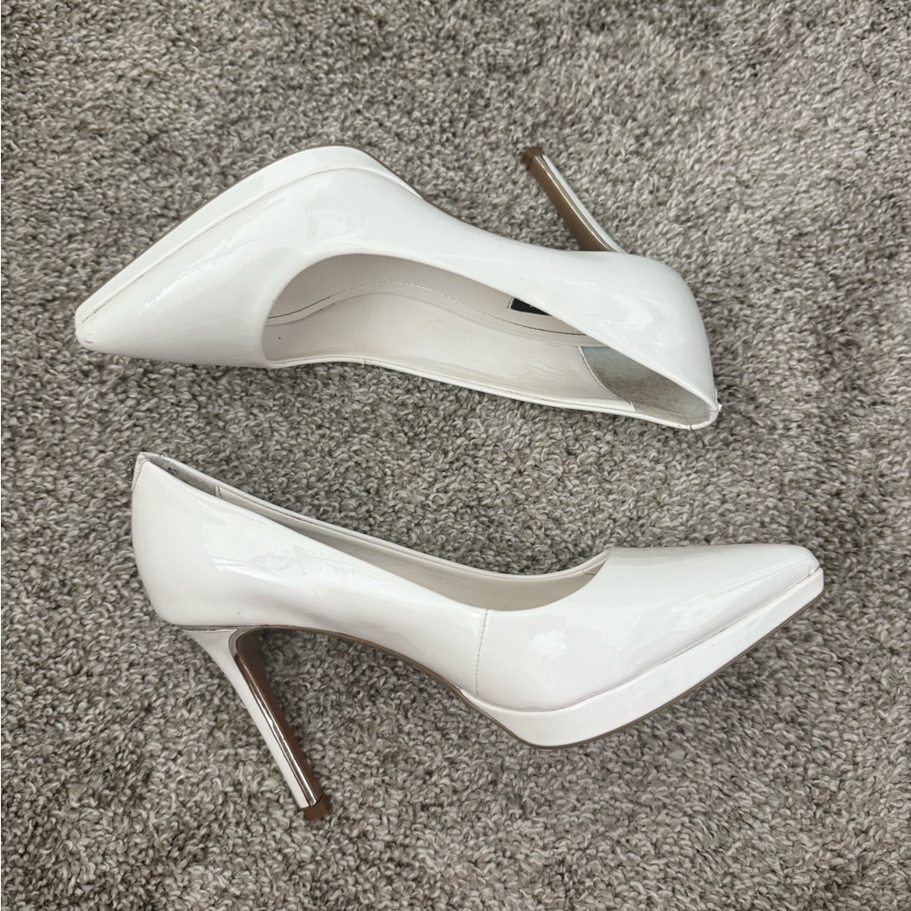 Dkny White Stiletto Heels with Pointed Toe